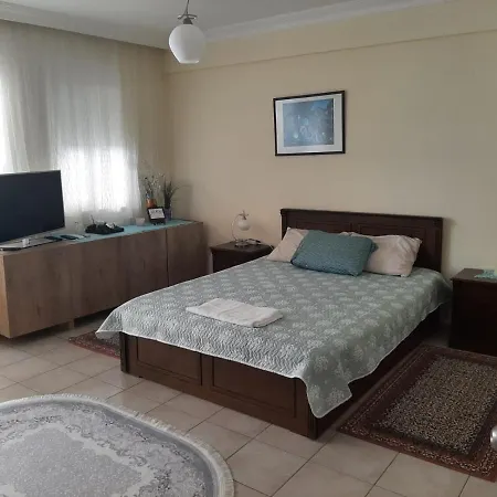 Duplex In 206 Sq Meters Aptm Of 3 Bdr 2 Bathroom Jakuzzi Terrace Big Pool