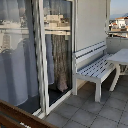 شقة Duplex In 206 Sq Meters Aptm Of 3 Bdr 2 Bathroom Jakuzzi Terrace Big Pool سيدي