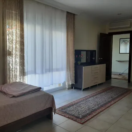 Duplex In 206 Sq Meters Aptm Of 3 Bdr 2 Bathroom Jakuzzi Terrace Big Pool شقة