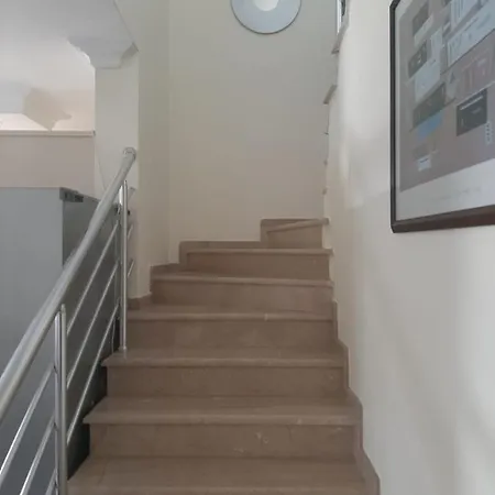 Duplex In 206 Sq Meters Aptm Of 3 Bdr 2 Bathroom Jakuzzi Terrace Big Pool *