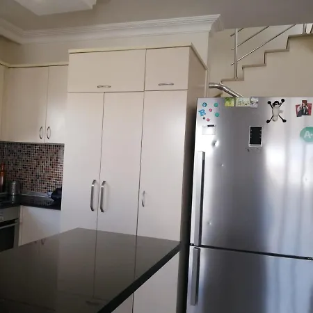 Duplex In 206 Sq Meters Aptm Of 3 Bdr 2 Bathroom Jakuzzi Terrace Big Pool 公寓 *