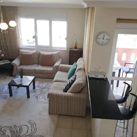 Duplex In 206 Sq Meters Aptm Of 3 Bdr 2 Bathroom Jakuzzi Terrace Big Pool 公寓 *
