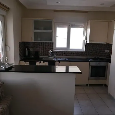 Duplex In 206 Sq Meters Aptm Of 3 Bdr 2 Bathroom Jakuzzi Terrace Big Pool * 锡德