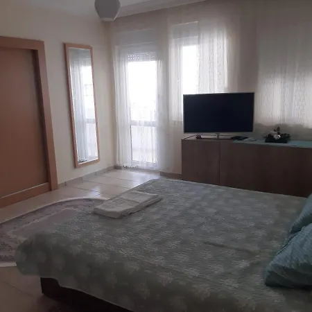 Duplex In 206 Sq Meters Aptm Of 3 Bdr 2 Bathroom Jakuzzi Terrace Big Pool 公寓 *