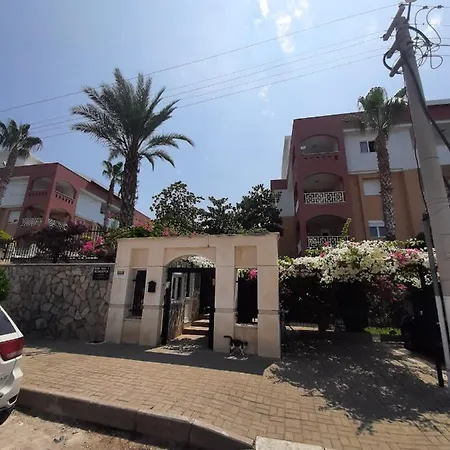Duplex In 206 Sq Meters Aptm Of 3 Bdr 2 Bathroom Jakuzzi Terrace Big Pool